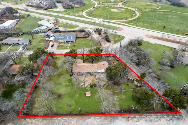728 Del Drive, Denton, TX 76207