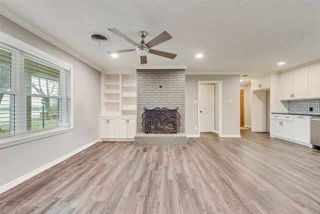 728 Del Drive, Denton, TX 76207
