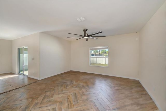 1902 HAWKS VIEW DRIVE, Ruskin, FL 33570