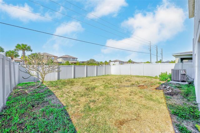 1902 HAWKS VIEW DRIVE, Ruskin, FL 33570