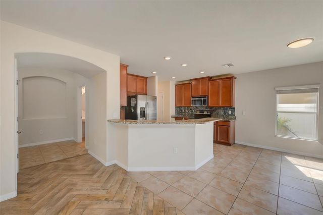 1902 HAWKS VIEW DRIVE, Ruskin, FL 33570