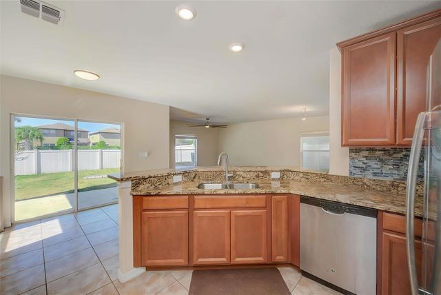 1902 HAWKS VIEW DRIVE, Ruskin, FL 33570