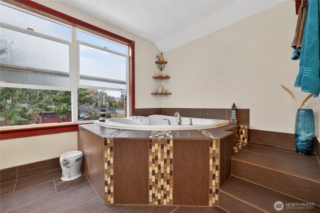 1533 Northcliff Road, Shelton, WA 98584