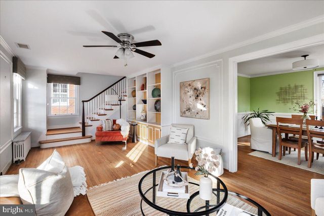 330 W CECIL ST, Winchester, VA 22601