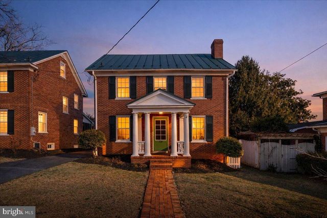 330 W CECIL ST, Winchester, VA 22601