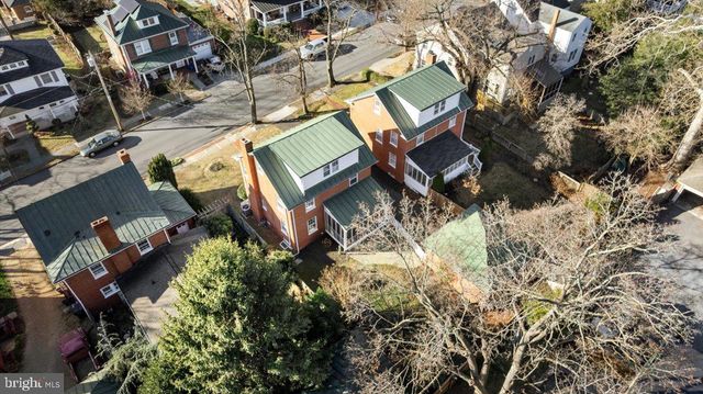 330 W CECIL ST, Winchester, VA 22601