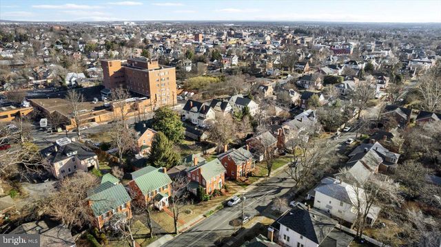 330 W CECIL ST, Winchester, VA 22601