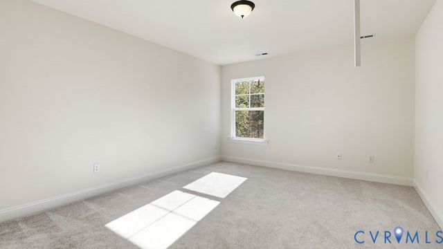 5790 Stingray Point Blvd, New Kent, VA 23124