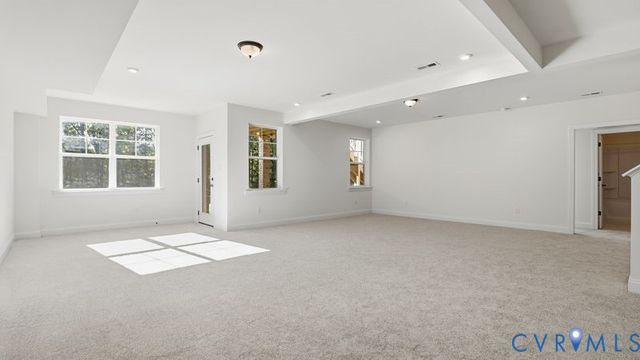 5790 Stingray Point Blvd, New Kent, VA 23124