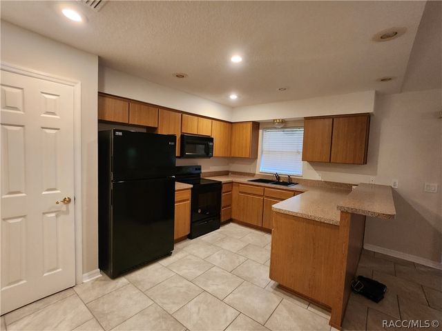 6521 E Grayson Street, Inverness, FL 34452