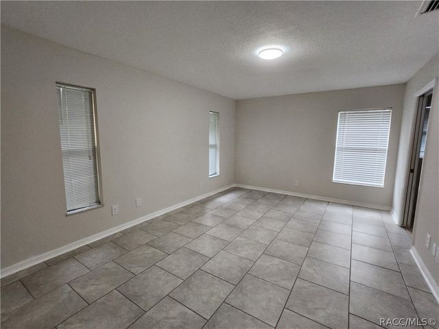 6521 E Grayson Street, Inverness, FL 34452