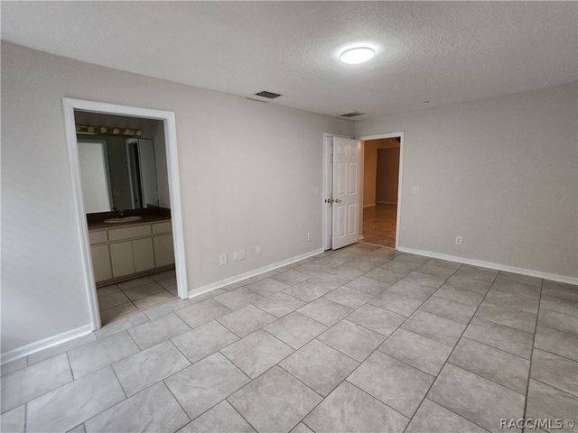 6521 E Grayson Street, Inverness, FL 34452