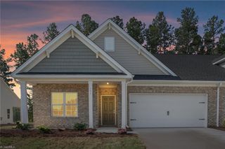 902 Beeson Court, Clemmons, NC 27012