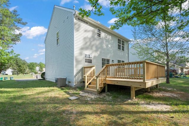 2632 Piney Ridge Dr, Richmond, VA 23223
