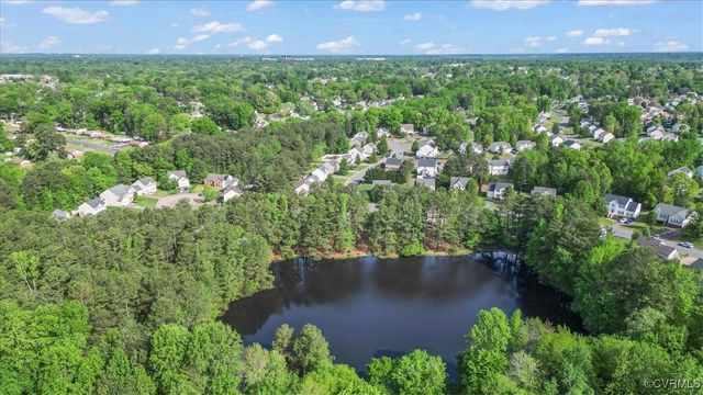 2632 Piney Ridge Dr, Richmond, VA 23223
