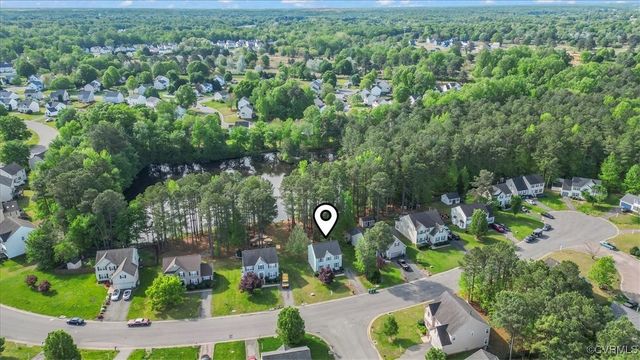 2632 Piney Ridge Dr, Richmond, VA 23223