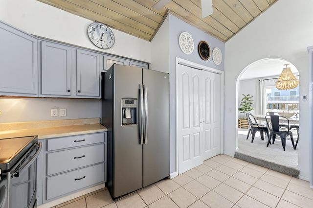 7569 White Sands Boulevard, Navarre, FL 32566