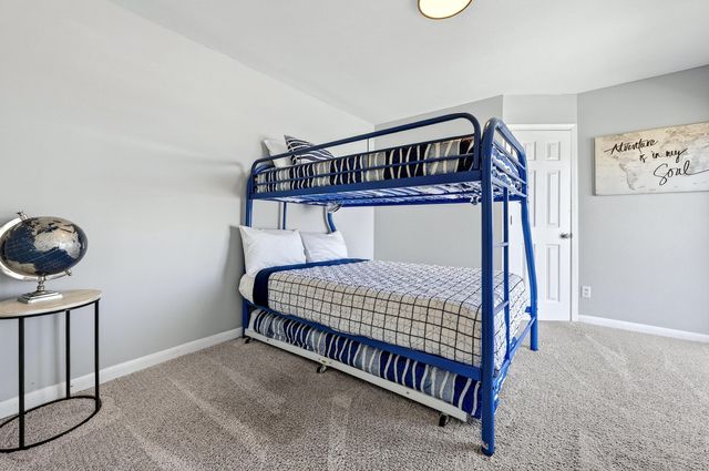 7569 White Sands Boulevard, Navarre, FL 32566