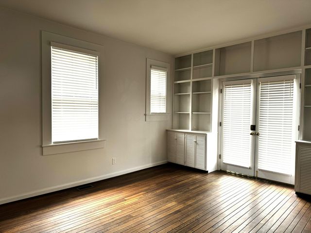 561 S 5th Street, Columbus, OH 43206