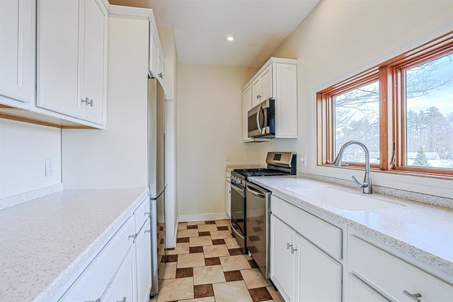 42 N Main Street, Boscawen, NH 03303