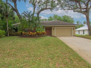 1130 Atocha Way, Vero Beach, FL 32963