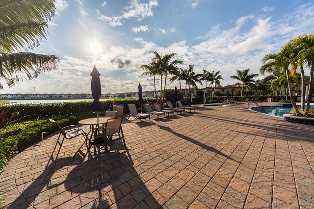 8845 W 35th Ave 8845, Hialeah, FL 33018