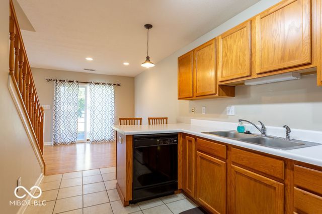 5814 Shipwatch Place, Indianapolis, IN 46237