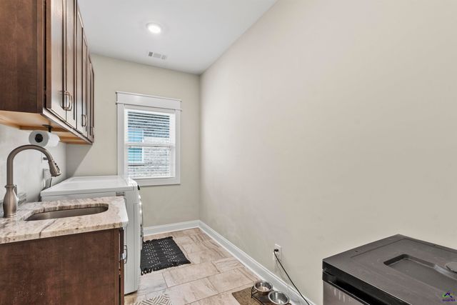 255 Ashley Nicole Avenue, Bonaire, GA 31005