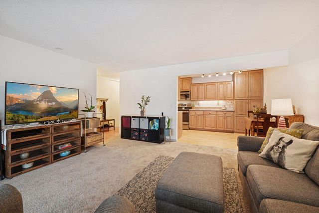 4350 Brookside Court 108, Edina, MN 55436