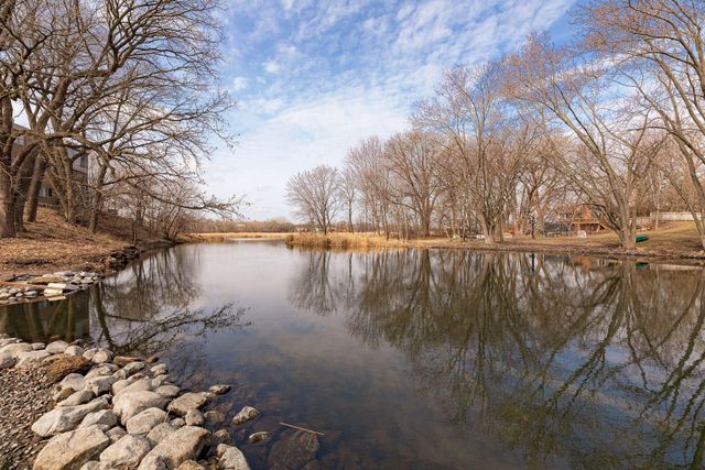 4350 Brookside Court 108, Edina, MN 55436