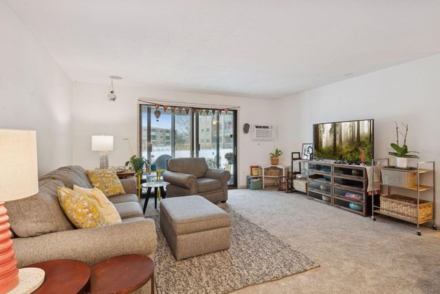 4350 Brookside Court 108, Edina, MN 55436