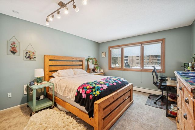 4350 Brookside Court 108, Edina, MN 55436