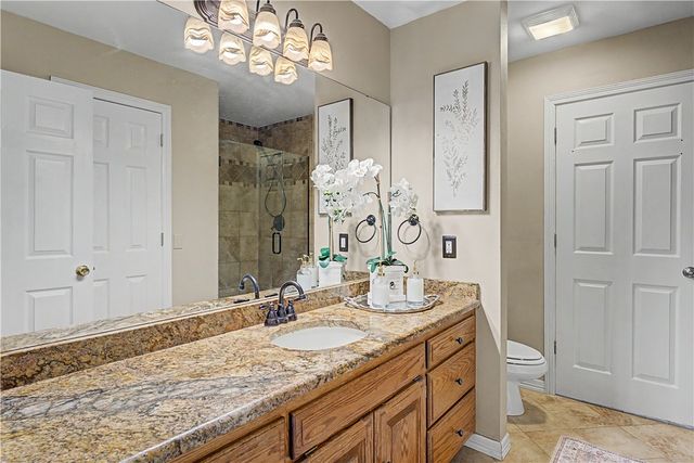 4 Benwick Lane, Bella Vista, AR 72714