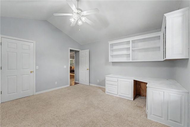4 Benwick Lane, Bella Vista, AR 72714