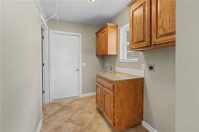 4 Benwick Lane, Bella Vista, AR 72714