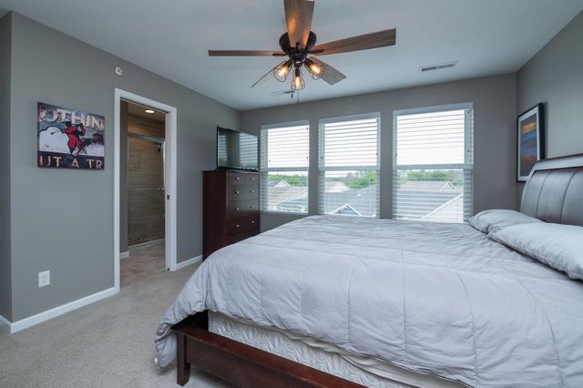 533 Satori Way, Chaska, MN 55318