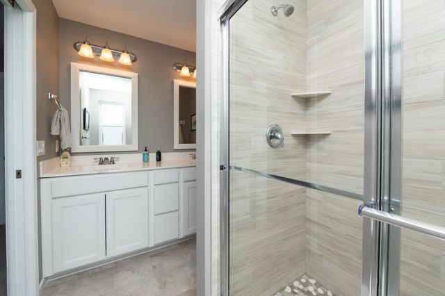 533 Satori Way, Chaska, MN 55318