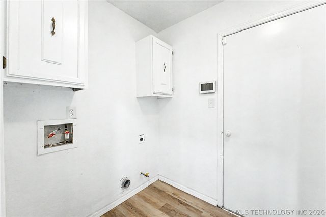 912 W Park Place, Broken Arrow, OK 74011