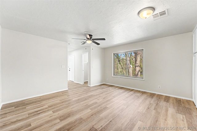 912 W Park Place, Broken Arrow, OK 74011