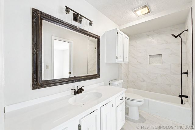 912 W Park Place, Broken Arrow, OK 74011