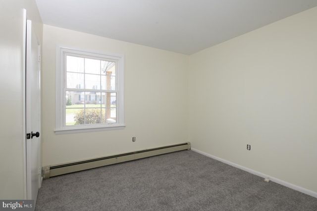 526 SILVER BROOK DR, Birdsboro, PA 19508