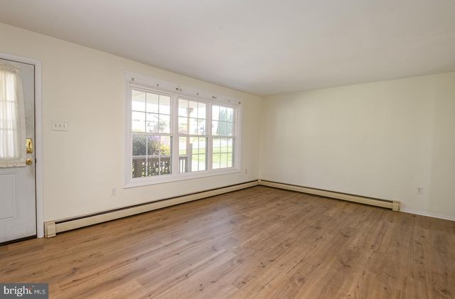 526 SILVER BROOK DR, Birdsboro, PA 19508