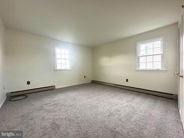 526 SILVER BROOK DR, Birdsboro, PA 19508