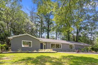 3950 Eastline Drive, Jackson, MS 39211