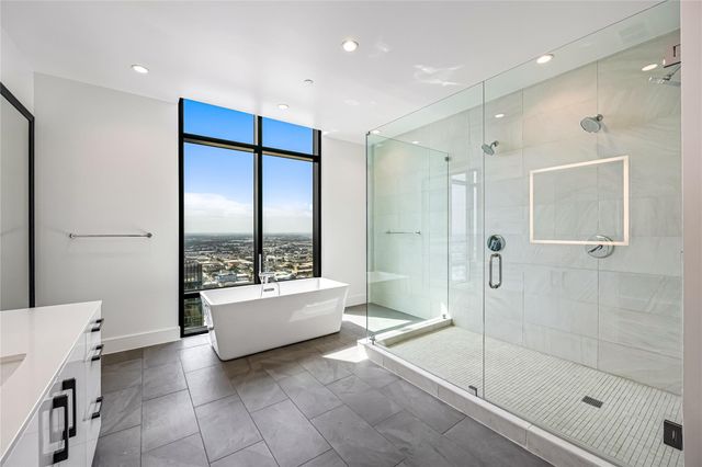 808 Crawford Street 4102, Houston, TX 77010
