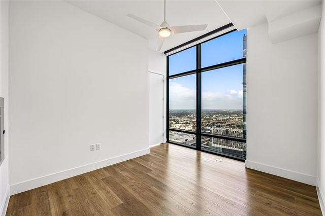 808 Crawford Street 4102, Houston, TX 77010