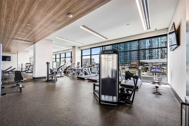 808 Crawford Street 4102, Houston, TX 77010