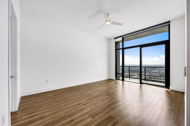 808 Crawford Street 4102, Houston, TX 77010