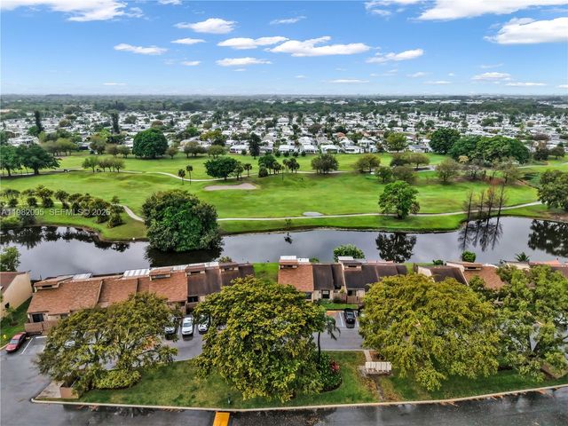 2056 SW 81st Way, Davie, FL 33324