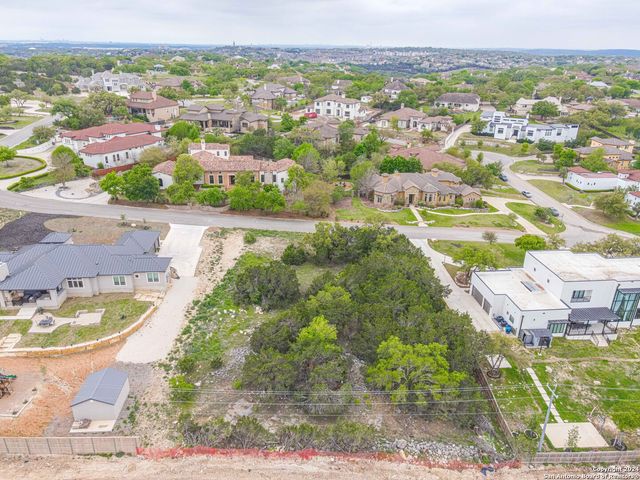 146 Champions Bend, San Antonio, TX 78258